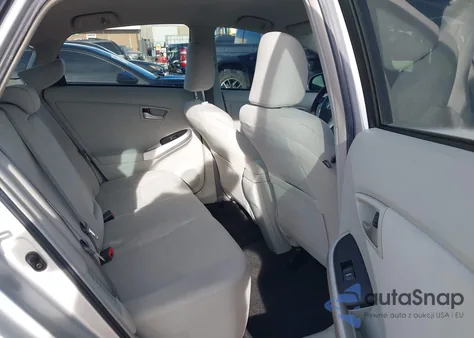 2013 Toyota Prius Two z USA, uszkodzony, nr VIN JTDKN3DU7D1643566